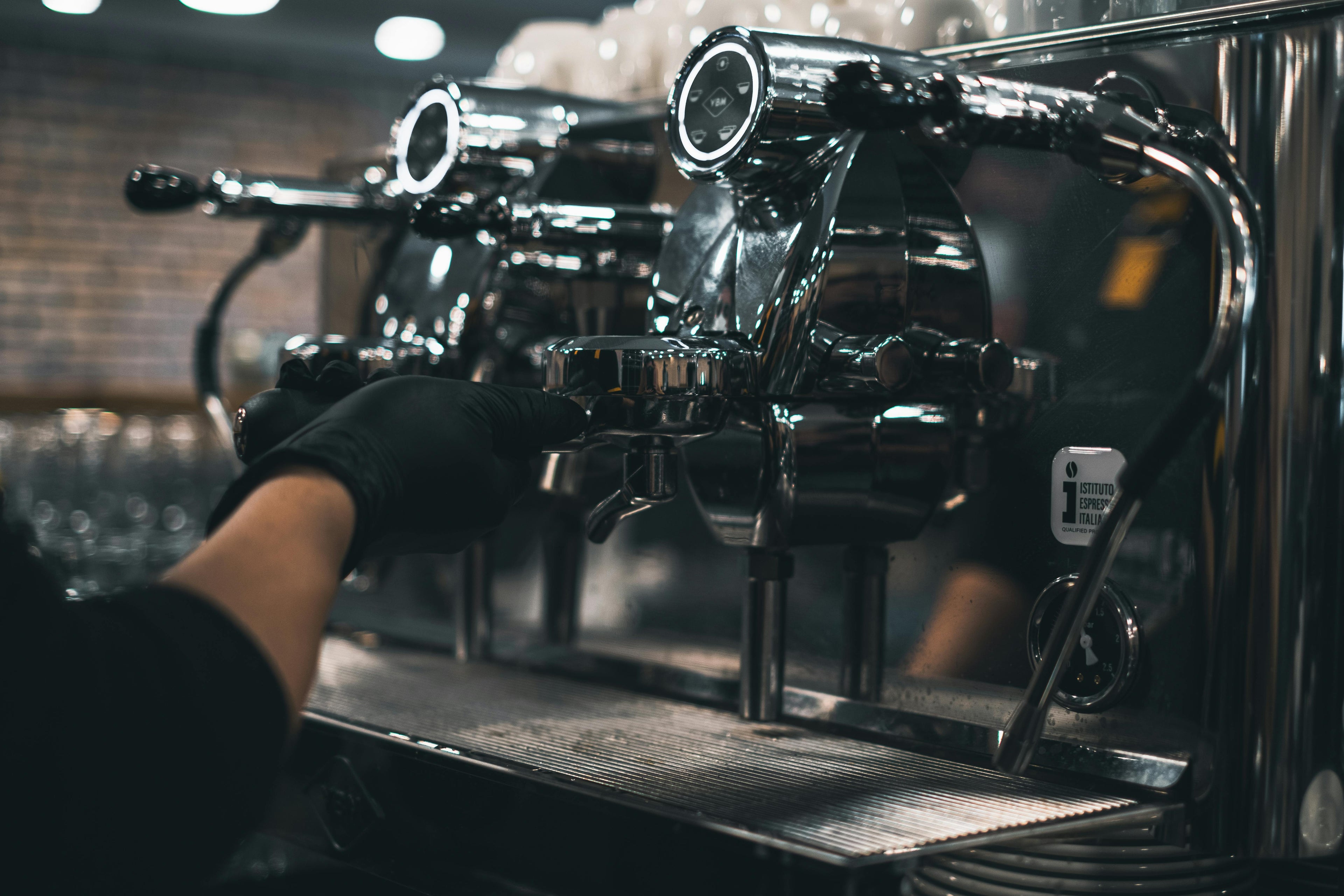 Coffee Machines in UAE – La Cimbali, Casadio, Saeco & More